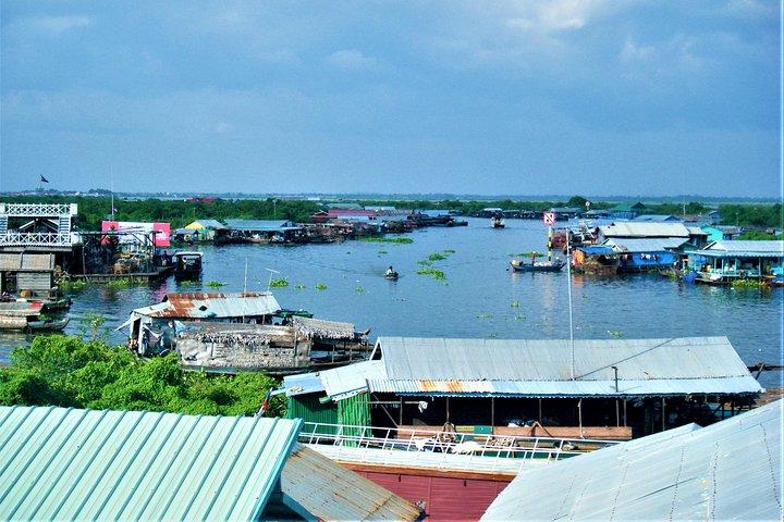 Haft Day Floating Village & Old Market