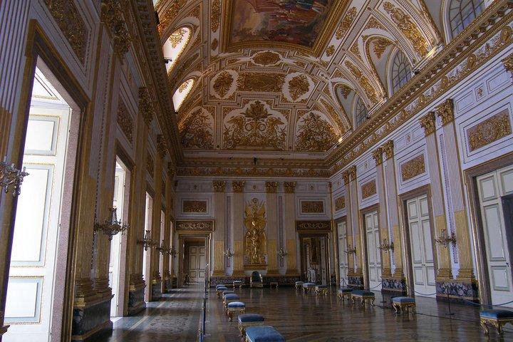 Visit the Royal Palace of Caserta