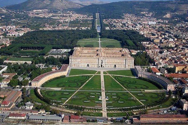 Visit the Royal Palace of Caserta