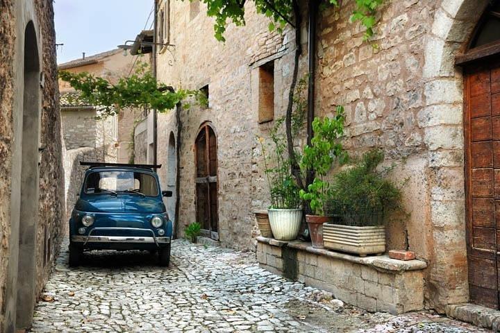 Private: Tuscany Day Tour from Rome with Optional Wine Tasting