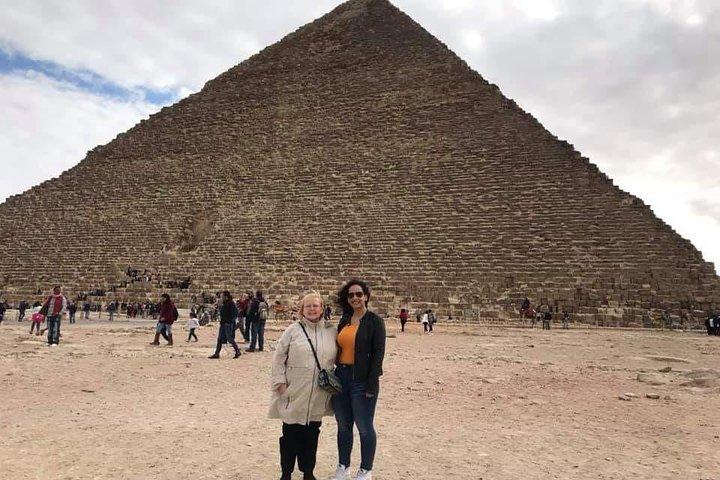 Half day Private tour to Giza pyramids Sphinx