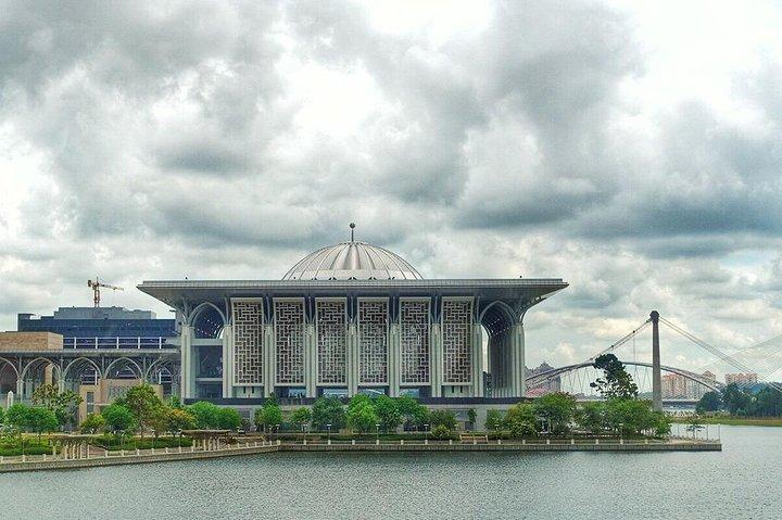 Full Day Putrajaya City Tour From Kuala Lumpur