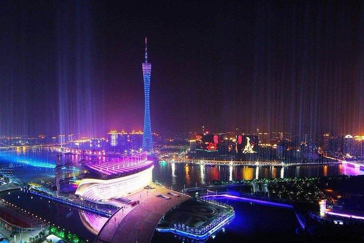 Private Guangzhou Night Tour with Canton Tower and Dim-Sum Dinner