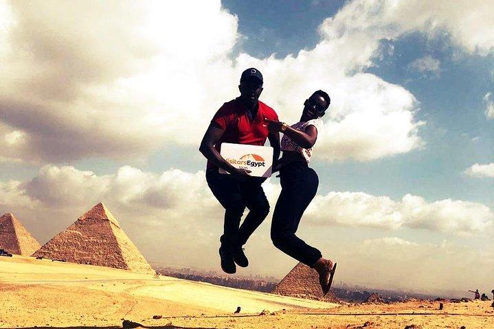 Private Tour at Pyramids & Sphinx & Egyptian Museum.