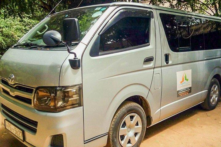 Dikwella City to Colombo (CMB) Airport Private Transfer
