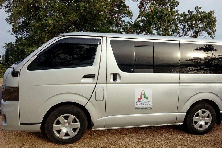 Colombo City to Unawatuna City Private Transfer