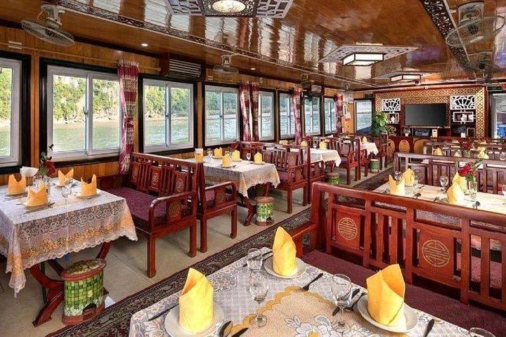 Halong Islands, Cave, Kayak, Bamboo Day Tour w Dragonfly Cruise