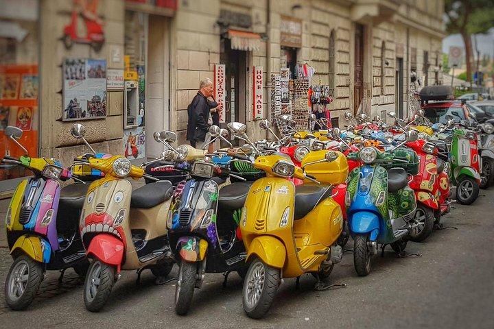 Rome Vespa Small Group Sightseeing Tour, 3 Hour Experience