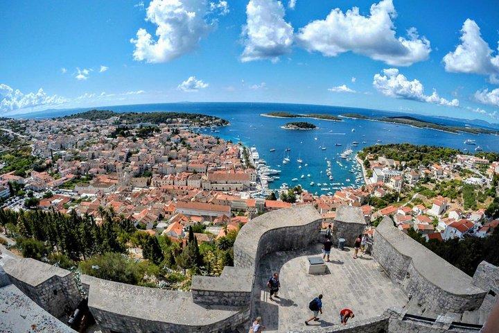 Croatia Island Hopping: Dalmatian Odyssey from Dubrovnik (8 days)