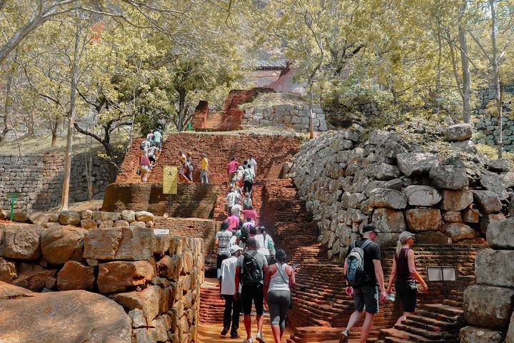 Buddhist Pilgrimage Tour (6 Days)