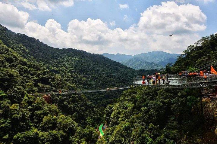 Glass Bridge and Water Falls Private Car Service from Guangzou