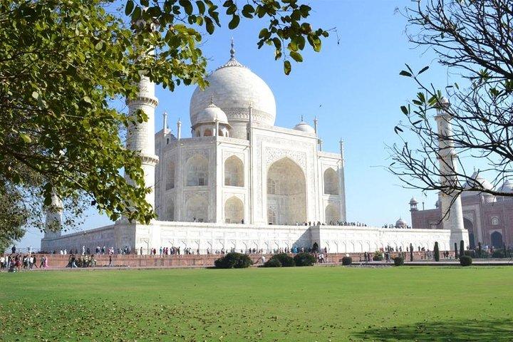 5 Days Golden Triangle Tour From Delhi