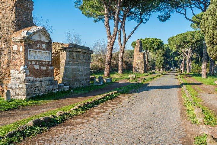 Rome Underground Catacombs Exclusive Guided Tour, Ticket and Transfer Included