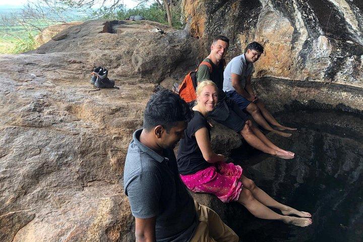 Trekking Dimbulagala Mountain