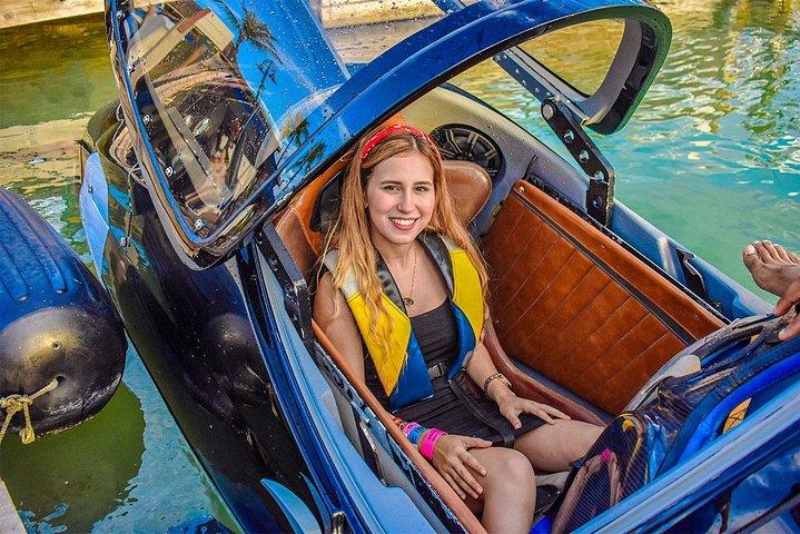 Shark Ride in Cancun - Seabreacher