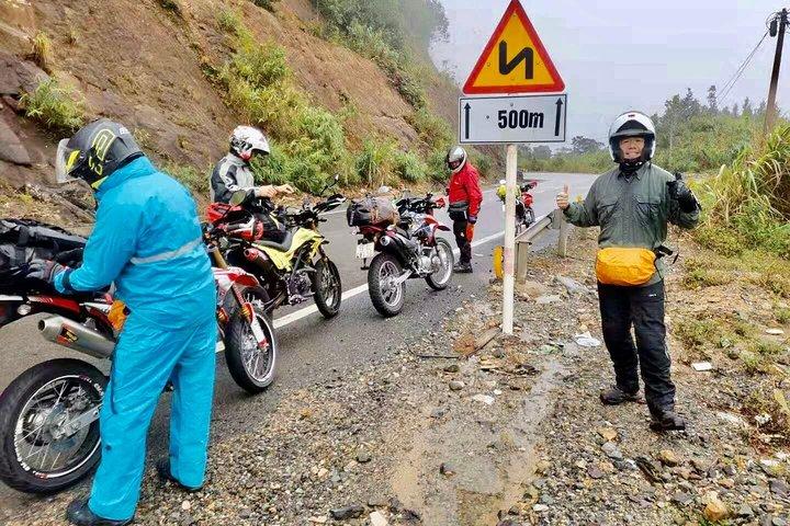 2 Days Motorcycle Tour ( Dalat )