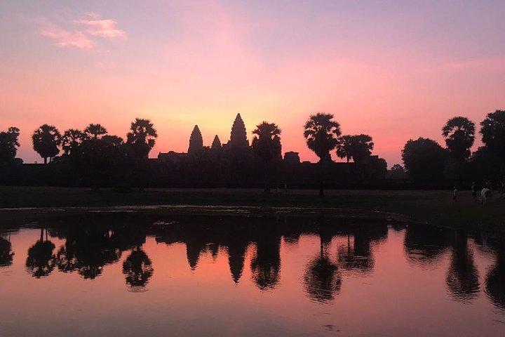 Exclusive Private Sunrise Tour of Angkor Wat with Champagne Breakfast