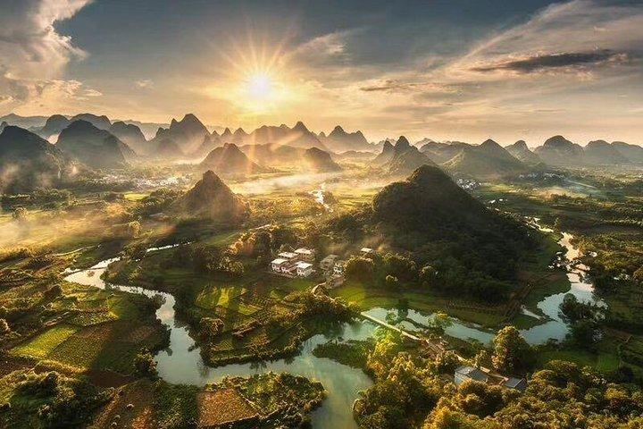 Full-Day Yangshuo Highlights day tour including the Sunrise and Sunset
