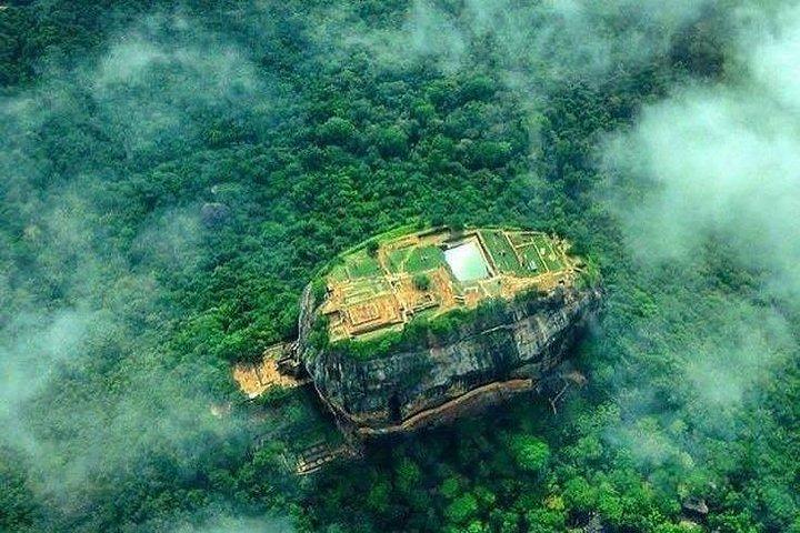Sigiriya Rock and Dambulla Cave Temples from Negombo (All inclusive day tour)