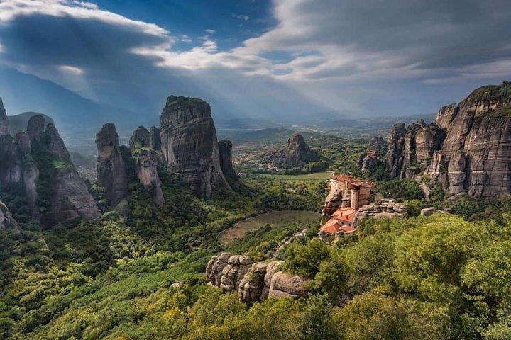 Meteora Full-day Private car trip from Athens
