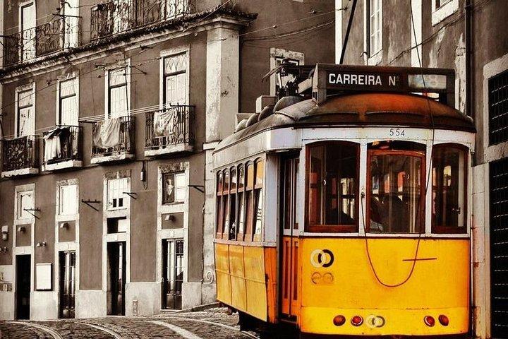 Private Transfer inside Lisbon(3pax)