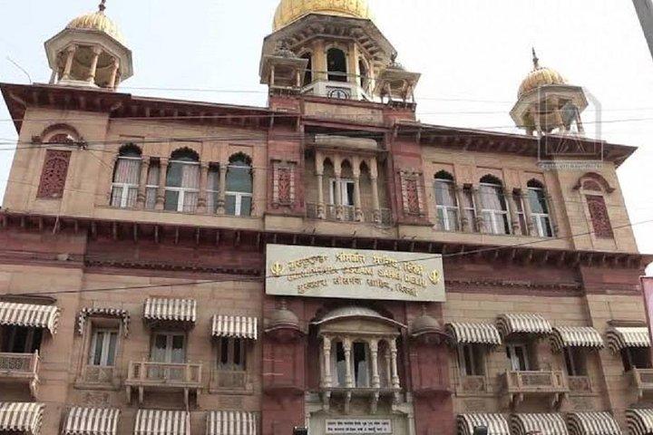 Private Delhi Temples and Spiritual Sites 6 Hours Tour