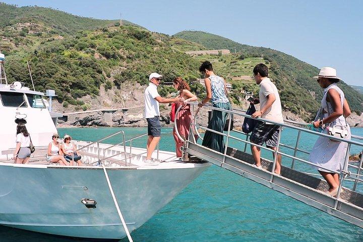 Small Group Best of Cinque Terre & Optional Pisa from Florence