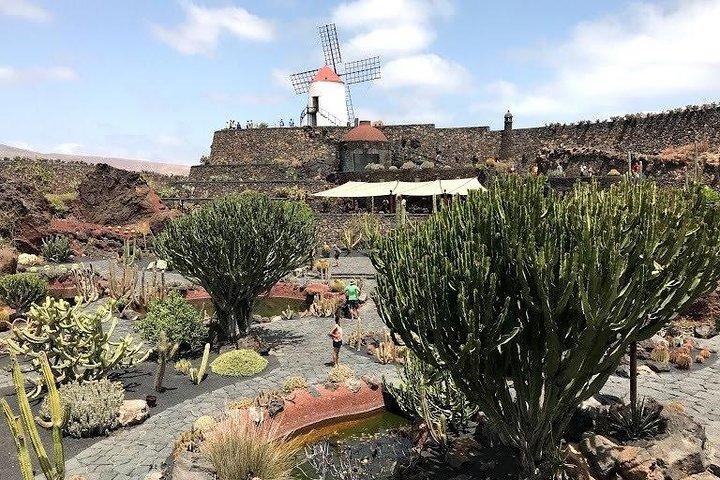 Grand Tour Lanzarote Experience : The Landscape Footprint