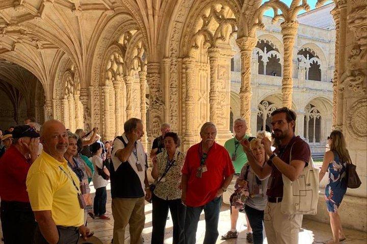Lisbon walking tailored private tour (half day)