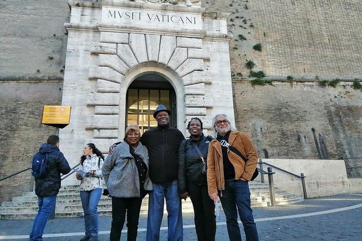 Sistine Chapel & Vatican Guided Tour with Fast track Entrance