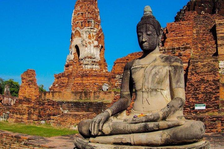 Private Tour : Ayutthaya Historical Temples and Summer palace