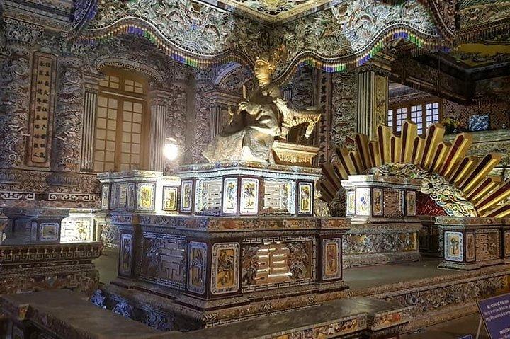 Shore Excursion: Hue City,Royal King Tomb,Perfume River:CHAN MAY or TIEN SA Port