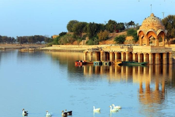 Experience Jaisalmer City With Camel Ride
