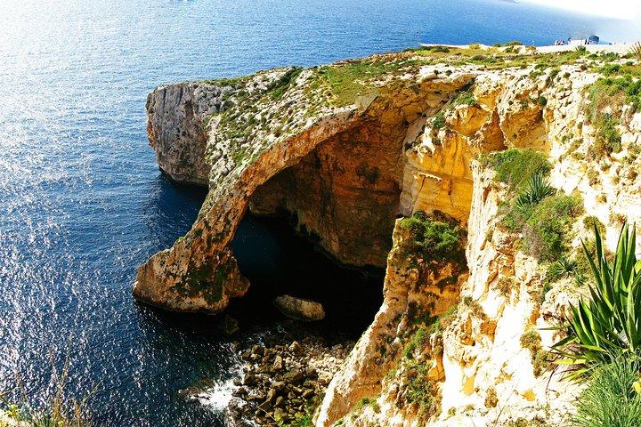 Blue Grotto and Marsaxlokk Half-Day Tour from Valletta