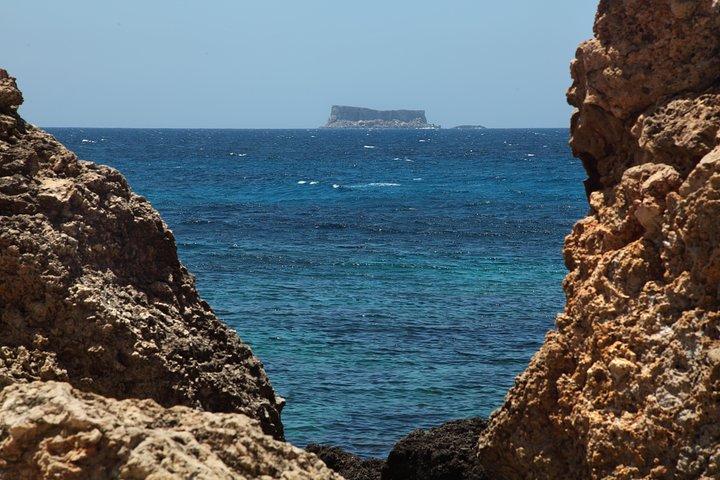Blue Grotto and Marsaxlokk Half-Day Tour from Valletta