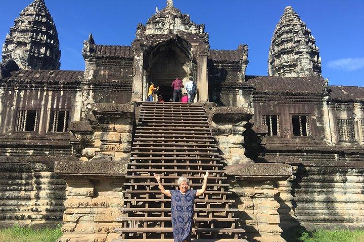 Siem Reap 5 Day Private Tour: Angkor Temples & Floating Village