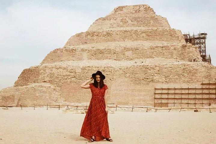 Cairo: Pyramids, Memphis, Sakkara day trip at no extra cost.