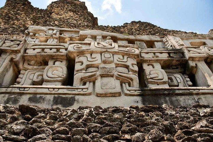 Private Xunantunich Mayan Ruin with local Lunch from Belize City