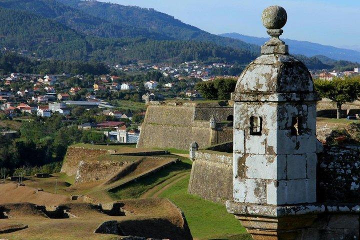 Santiago de Compostela & Valença do Minho - from Porto