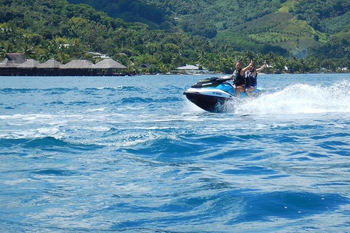 Jet-Ski Découverte 1H00 Jet Ski excursion to Moorea (Single or two-seater)