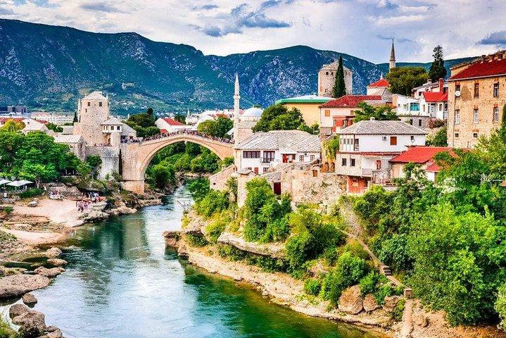 Private transfer from Dubrovnik to Split with stop in Mostar (Bosnia)