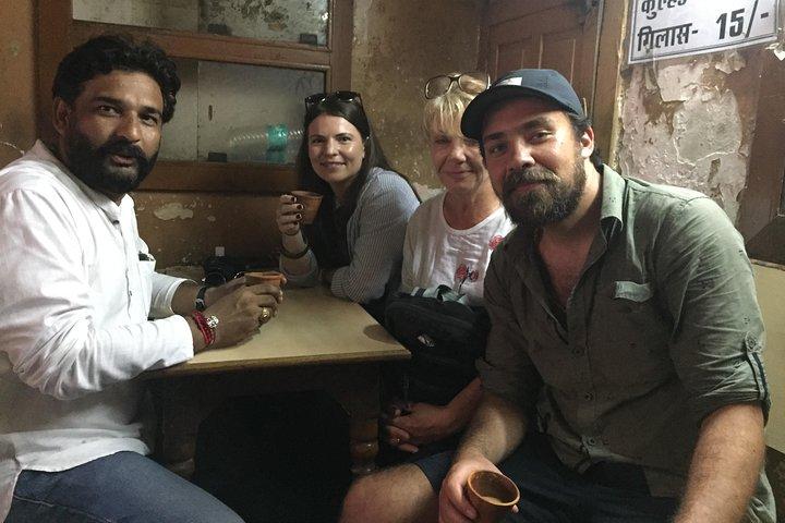 Cultural Walk and Food Tasting In Jaipur