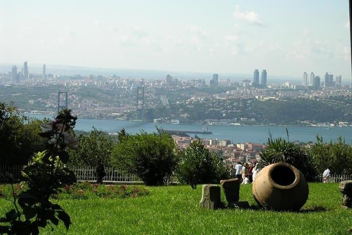 Dolmabahce Palace Tour in Istanbul