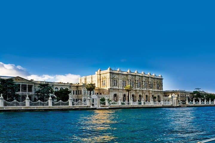 Dolmabahce Palace Tour in Istanbul