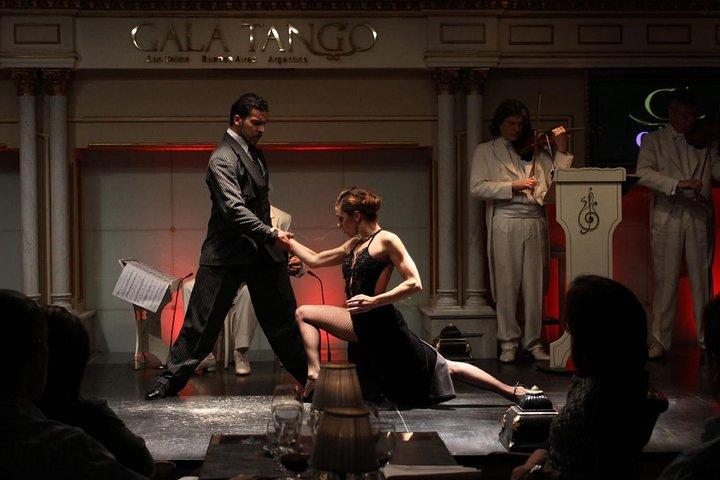 Tango show and dinner at: Gala tango