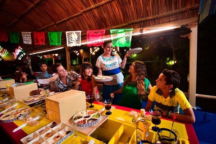 Tour Xoximilco From Cancun with Transportation Included