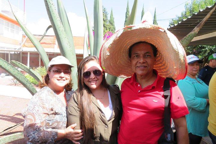 Teotihuacan and Basilica Tour: Tickets, Tequila and Crafts
