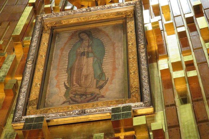 Teotihuacan and Basilica Tour: Tickets, Tequila and Crafts