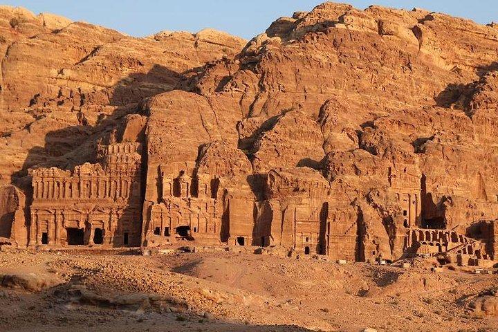 Full-Day Private Tour to Petra from the Dead Sea