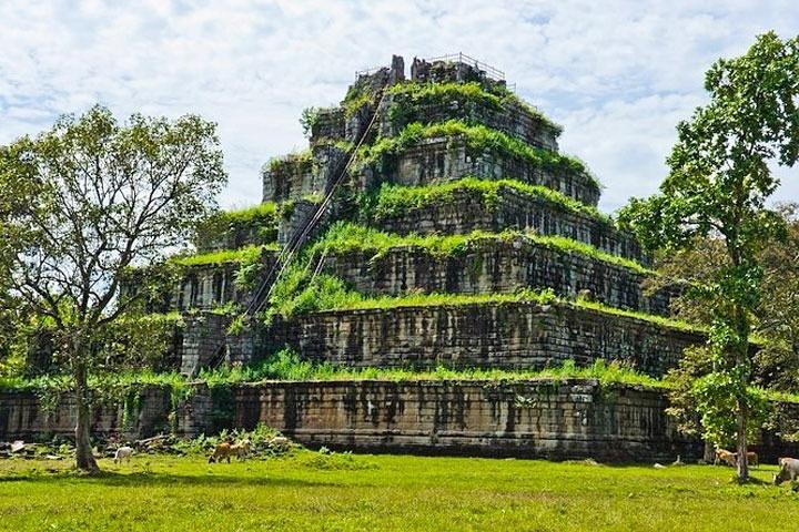 Koh Ker & Beng Mealea Excursion Join-in Tour - Free Hotel Pickup